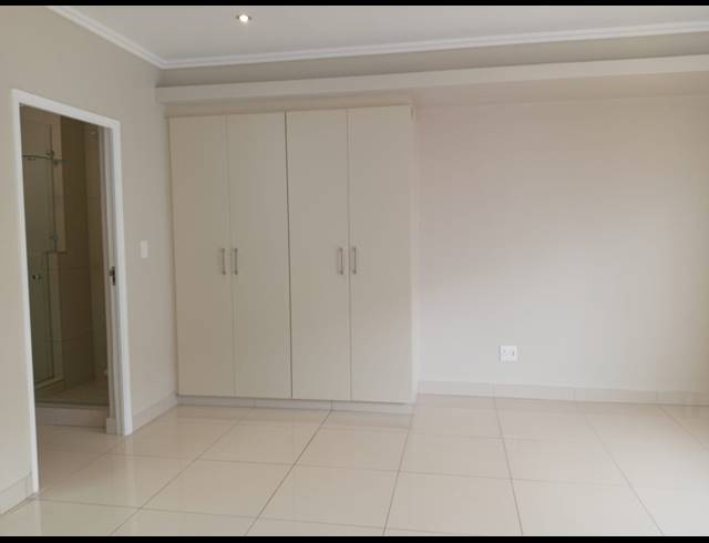 0.5 BEDROOM STUDIO APARTMENT TO LET IN UMHLANGA RIDGE